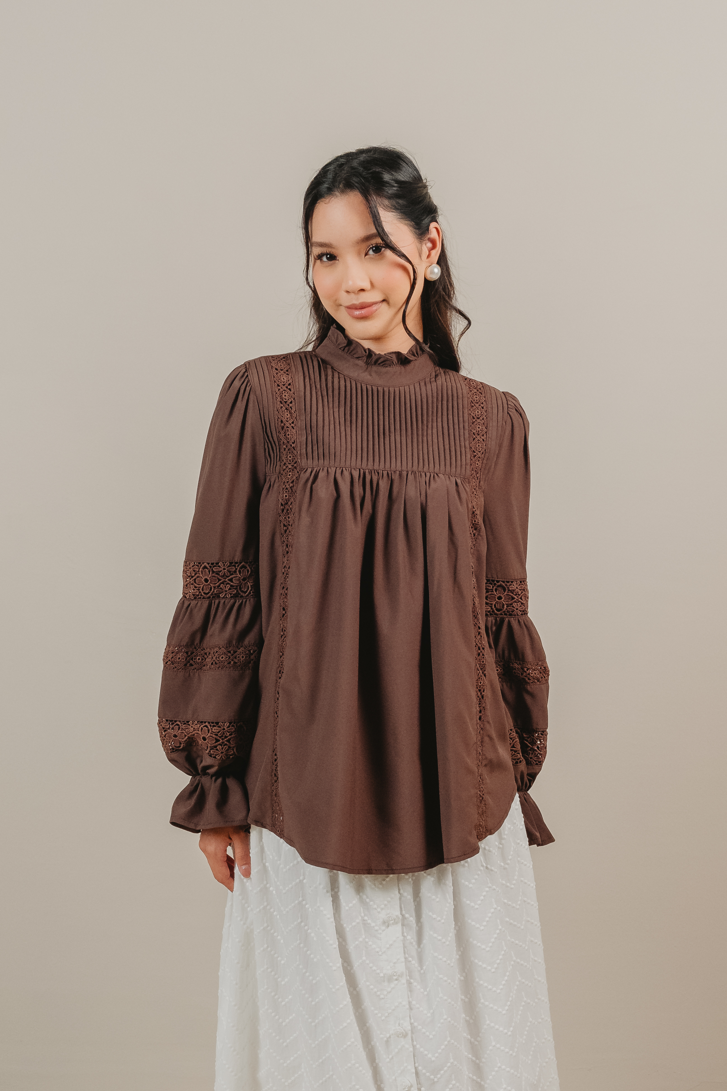 Sonya Top In Pecan