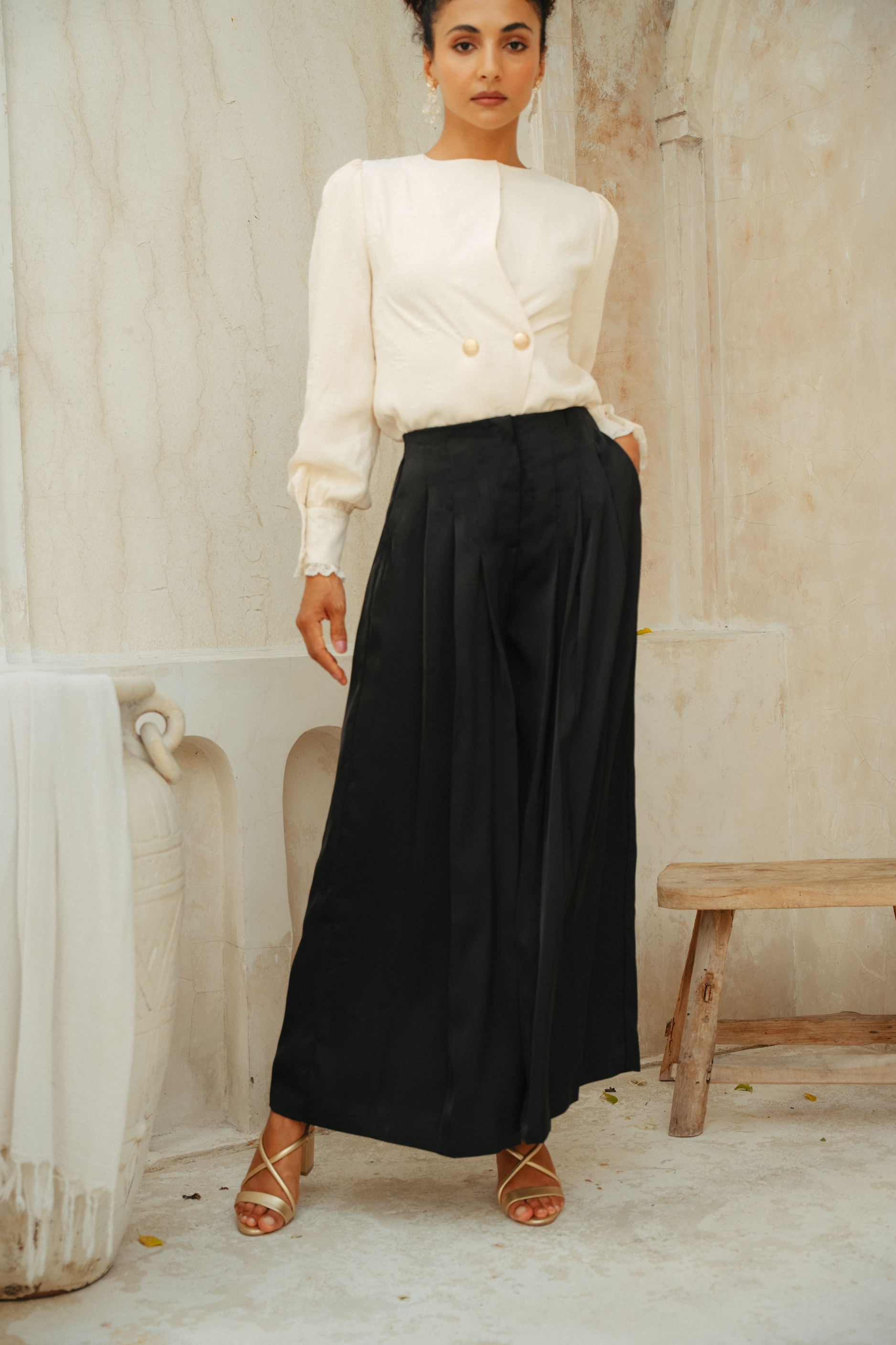 Lauren Pleated Pants in Black