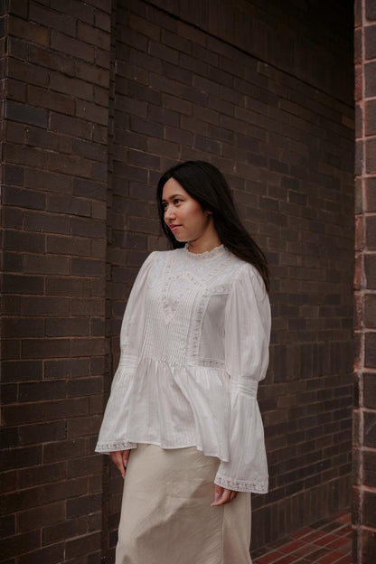 SERENE EMBROIDERED TOP IN PEARL