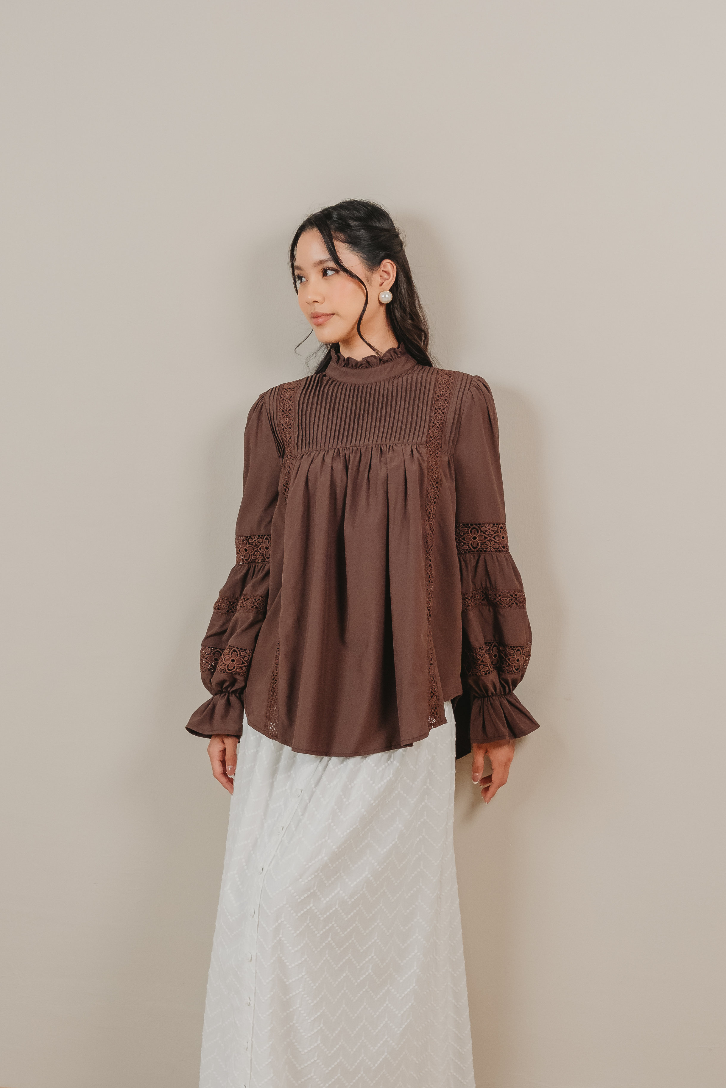 Sonya Top In Pecan