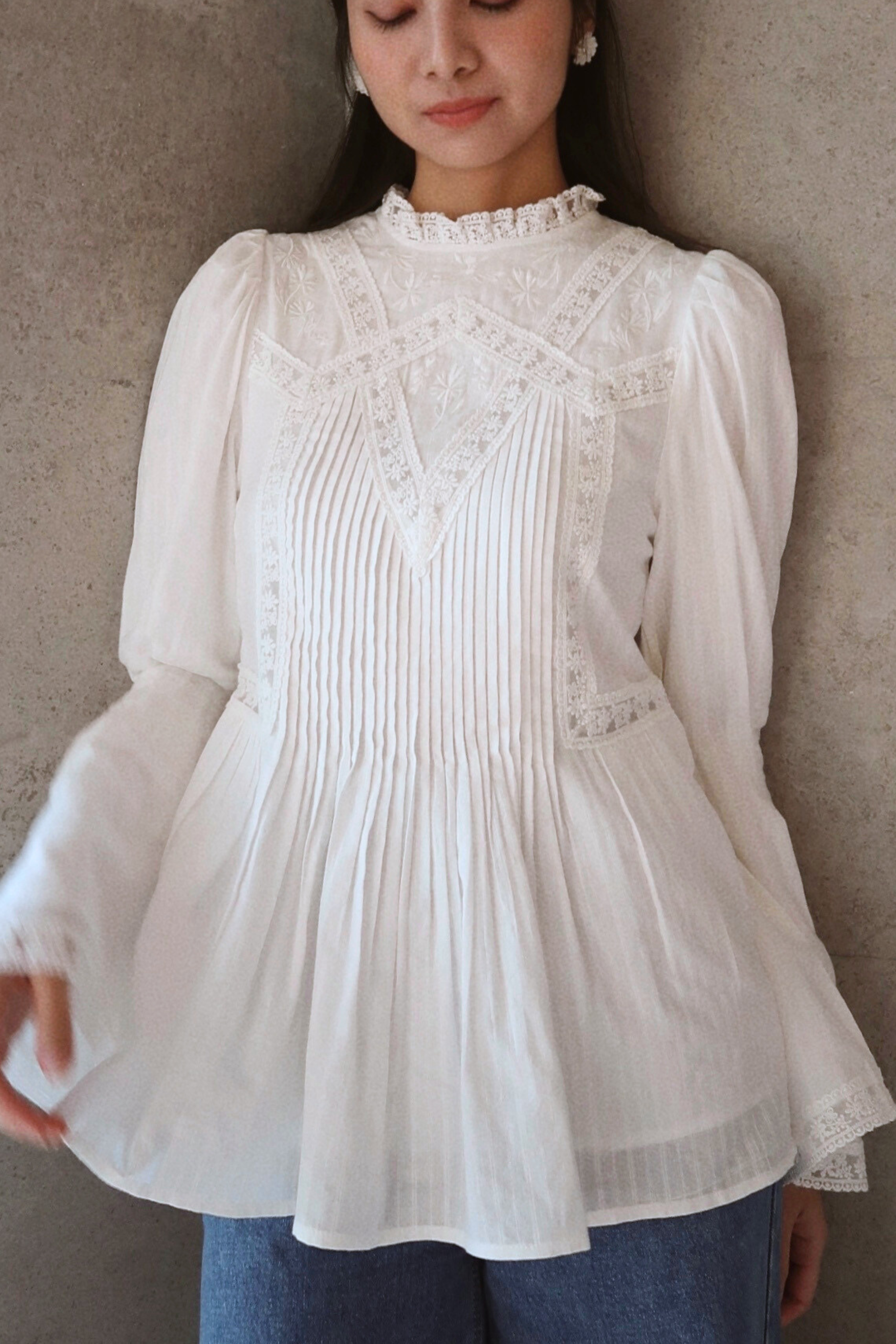 Serene Embroidered Top In Pearl