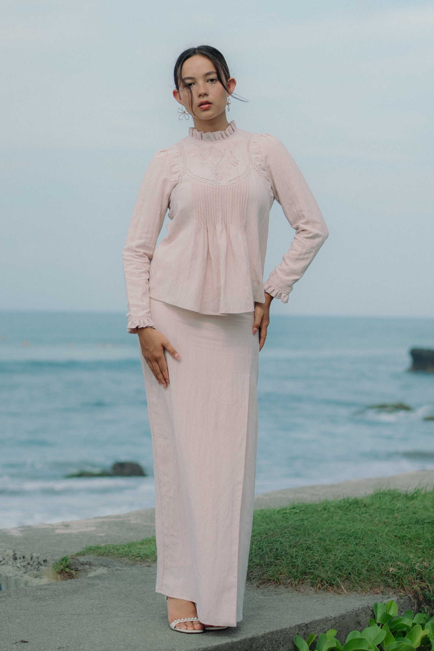 The Mulia Kurung in Dusty Pink