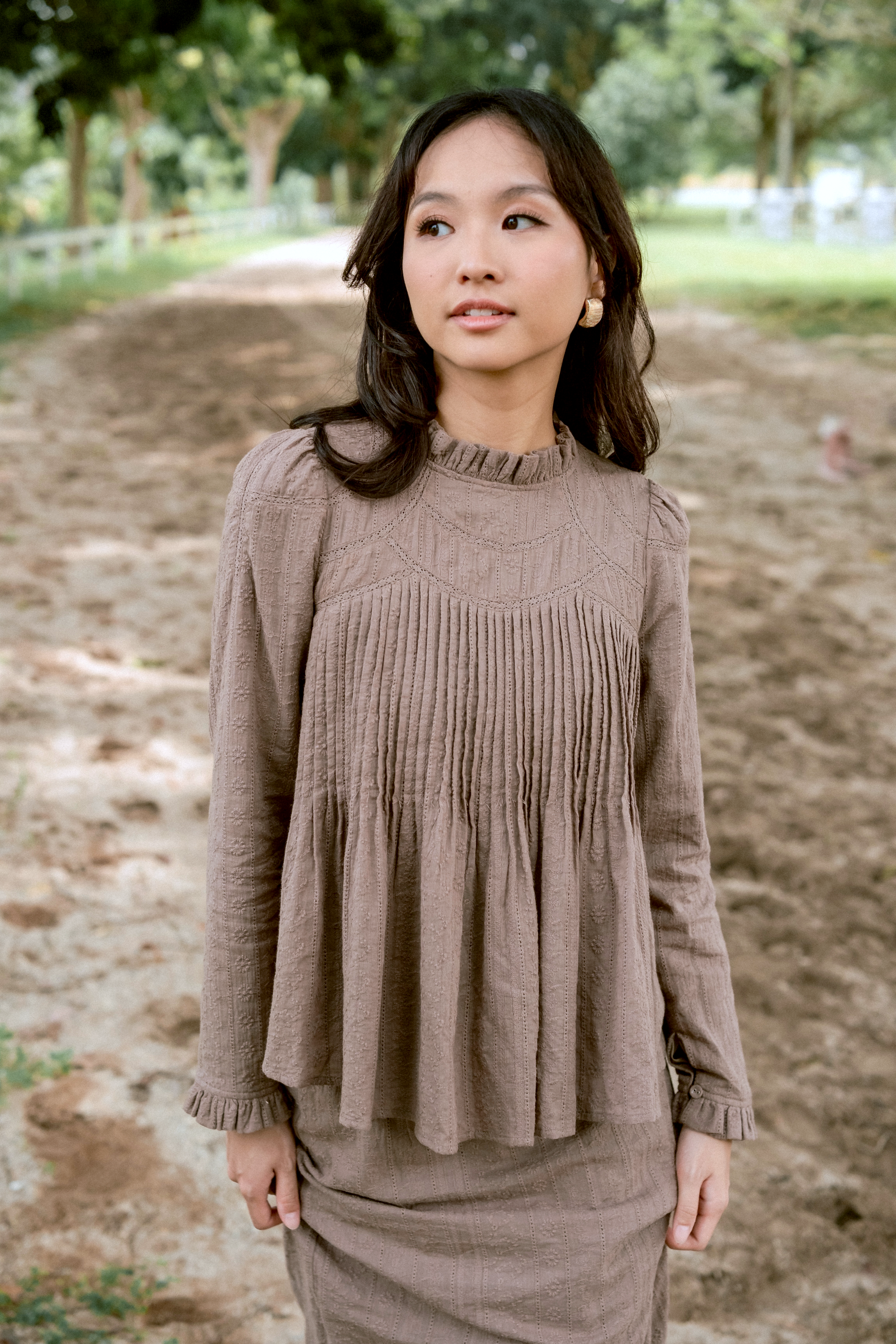 Jannah Kurung in Khaki Broderie Anglaise