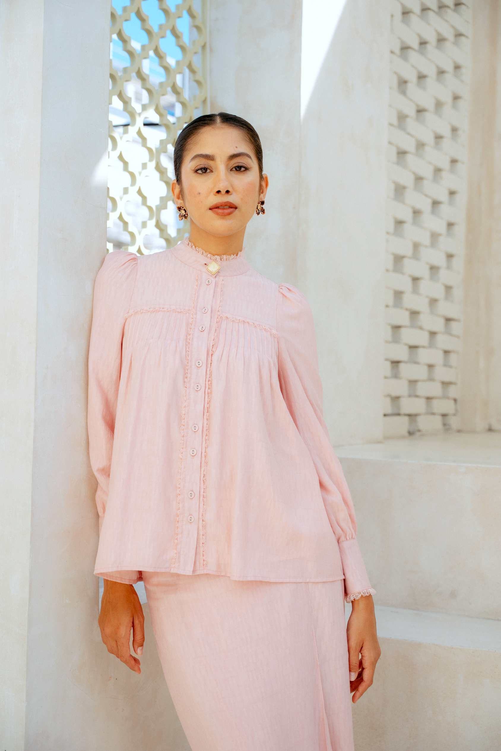 The Loren Kurung in Light Pink