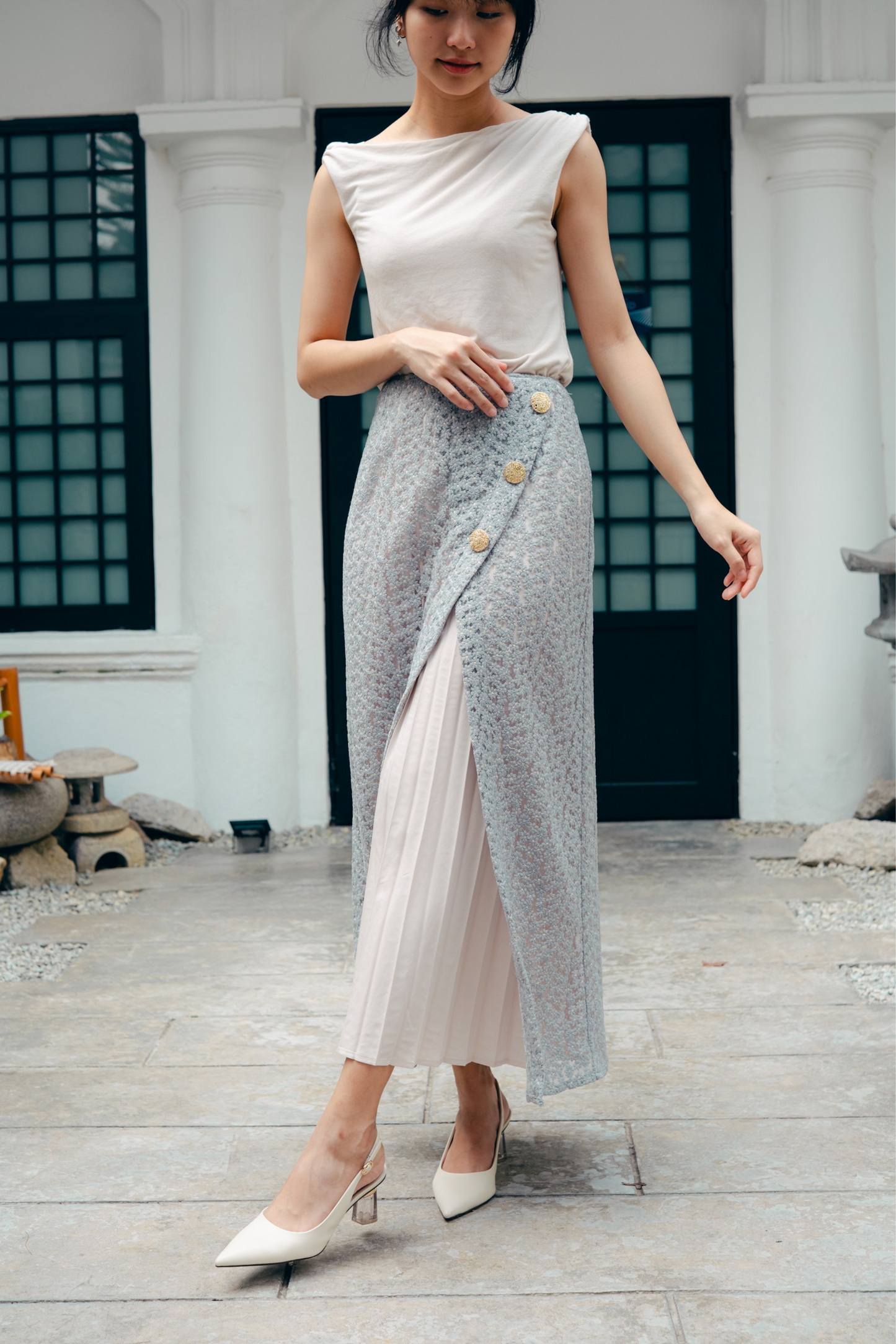 DUSKY PLEATED SKIRT