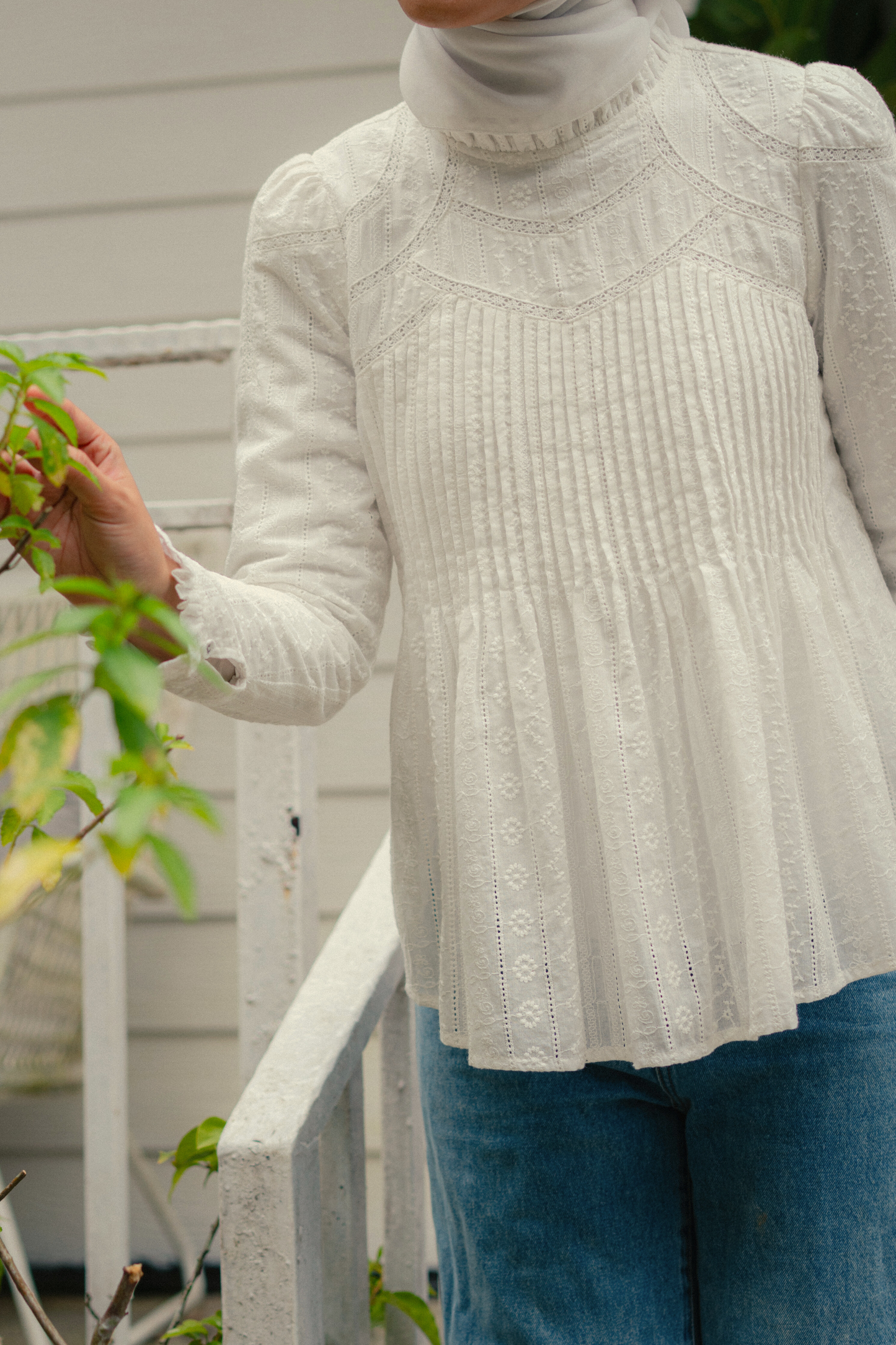 THE JANNAH TOP IN WHITE BRODERIE ANGLAISE