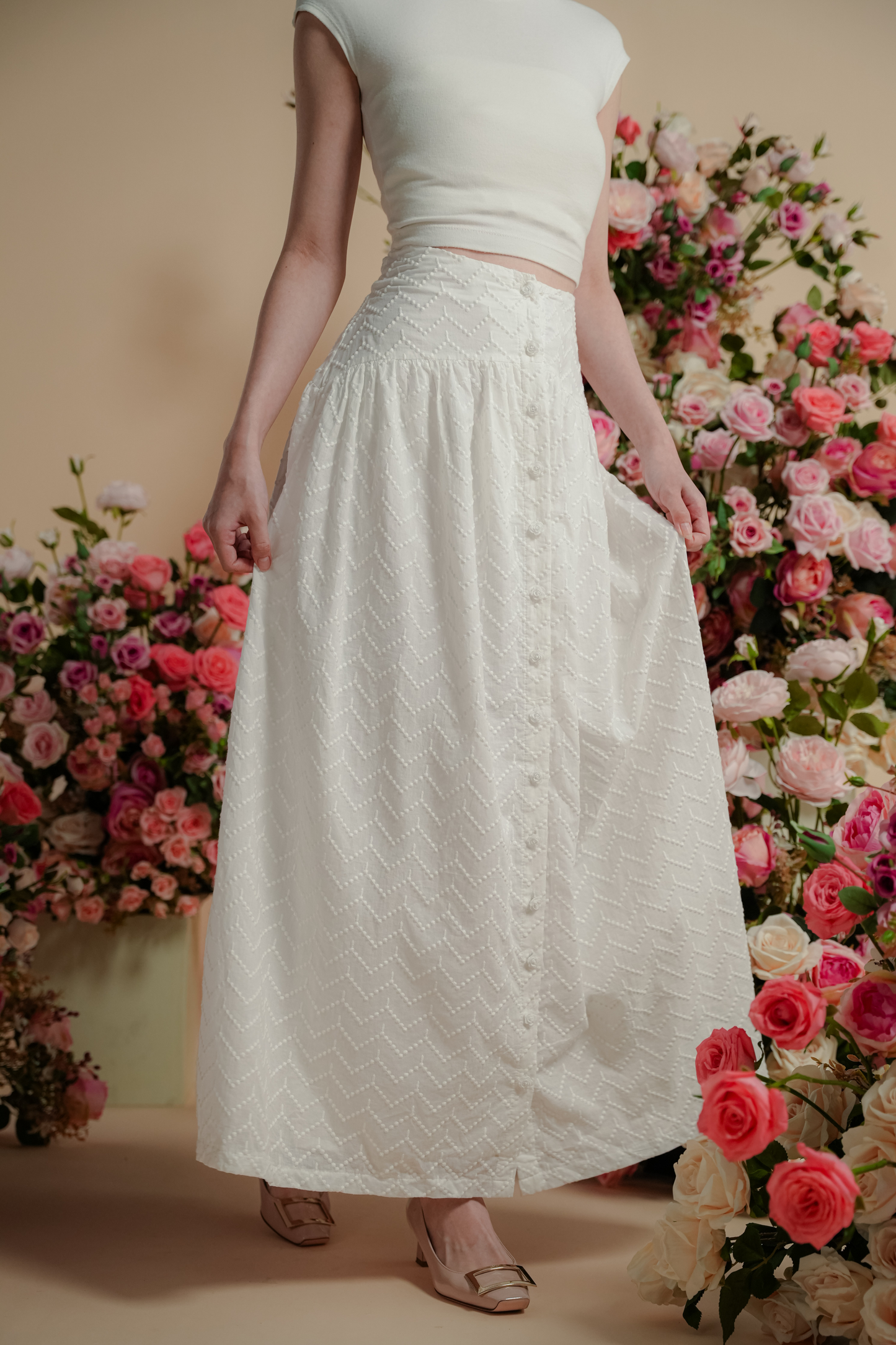 THE ROSE SKIRT IN PEARL