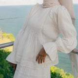 The Maya Set In White