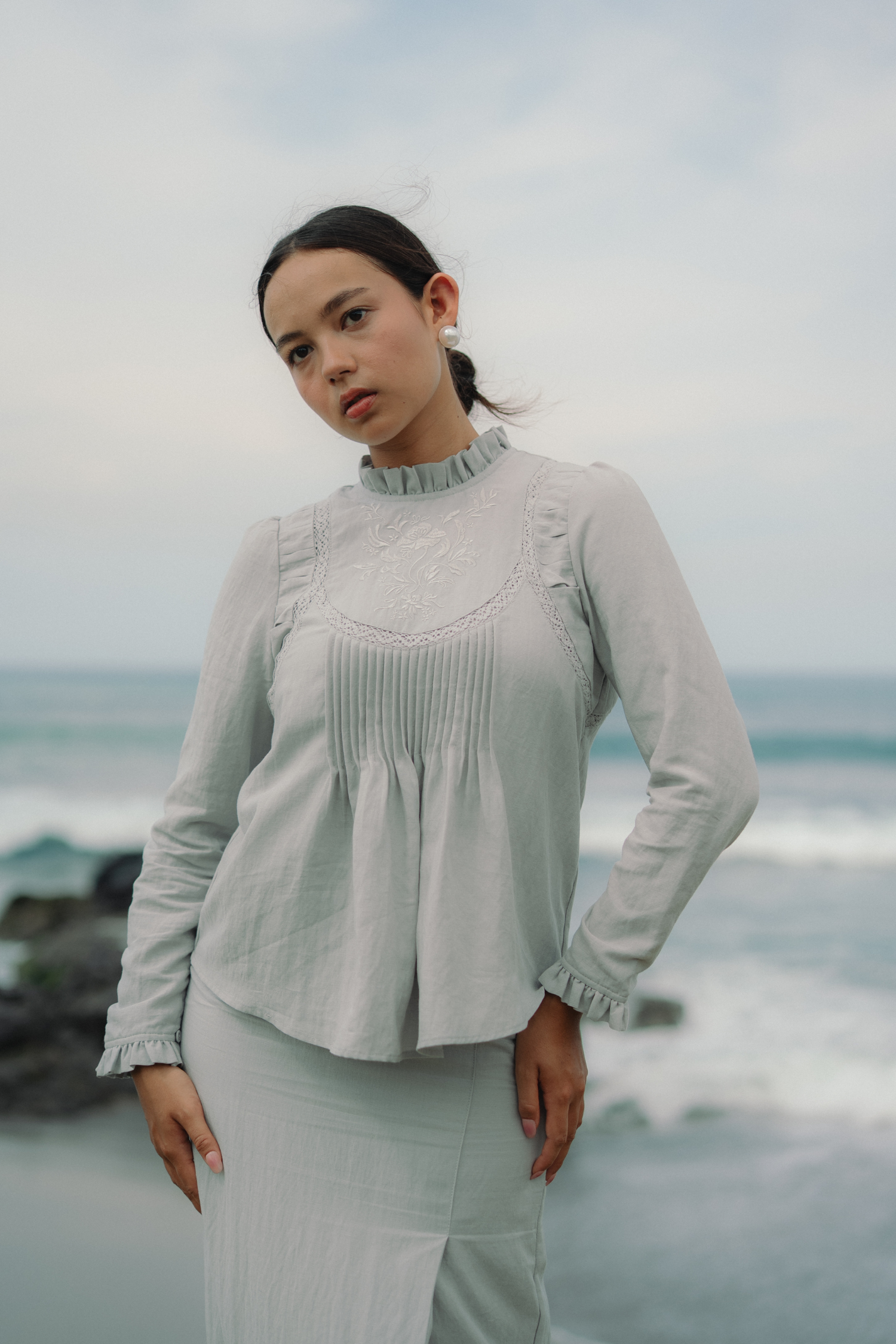 The Mulia Kurung in Grey