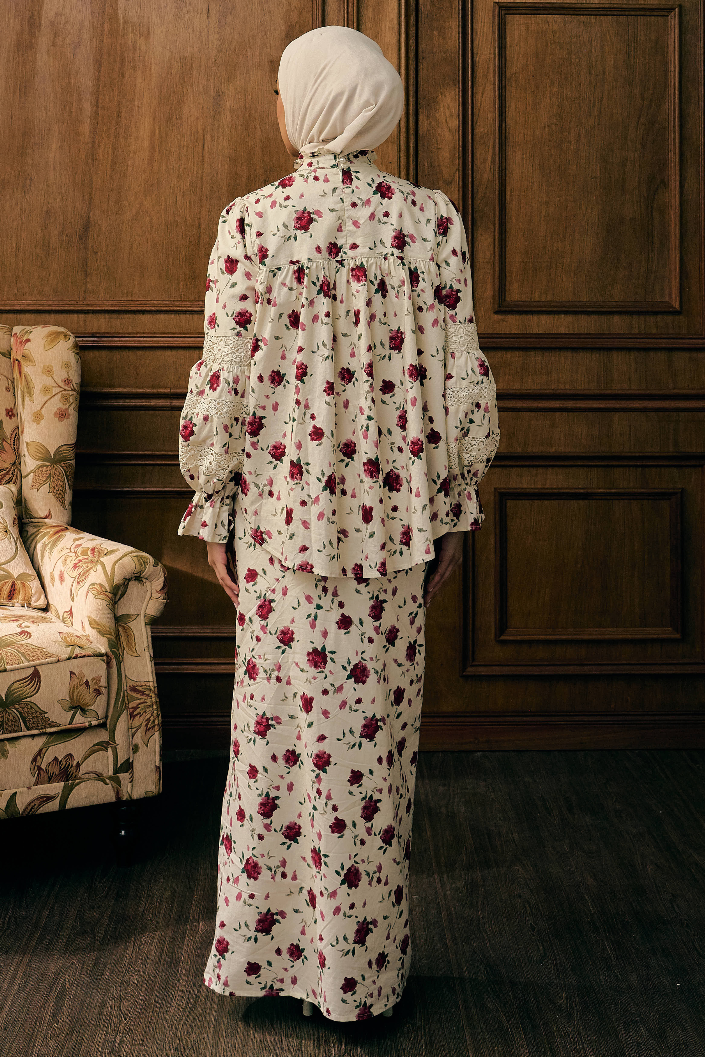 The Solange Kurung in Rouge