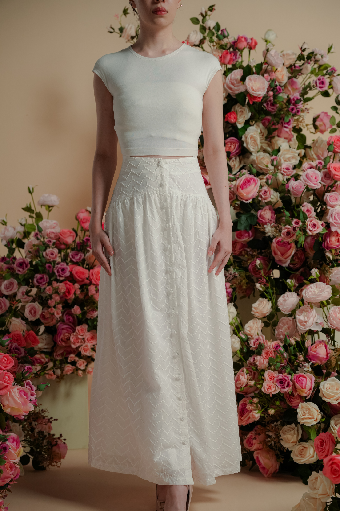 THE ROSE SKIRT IN PEARL