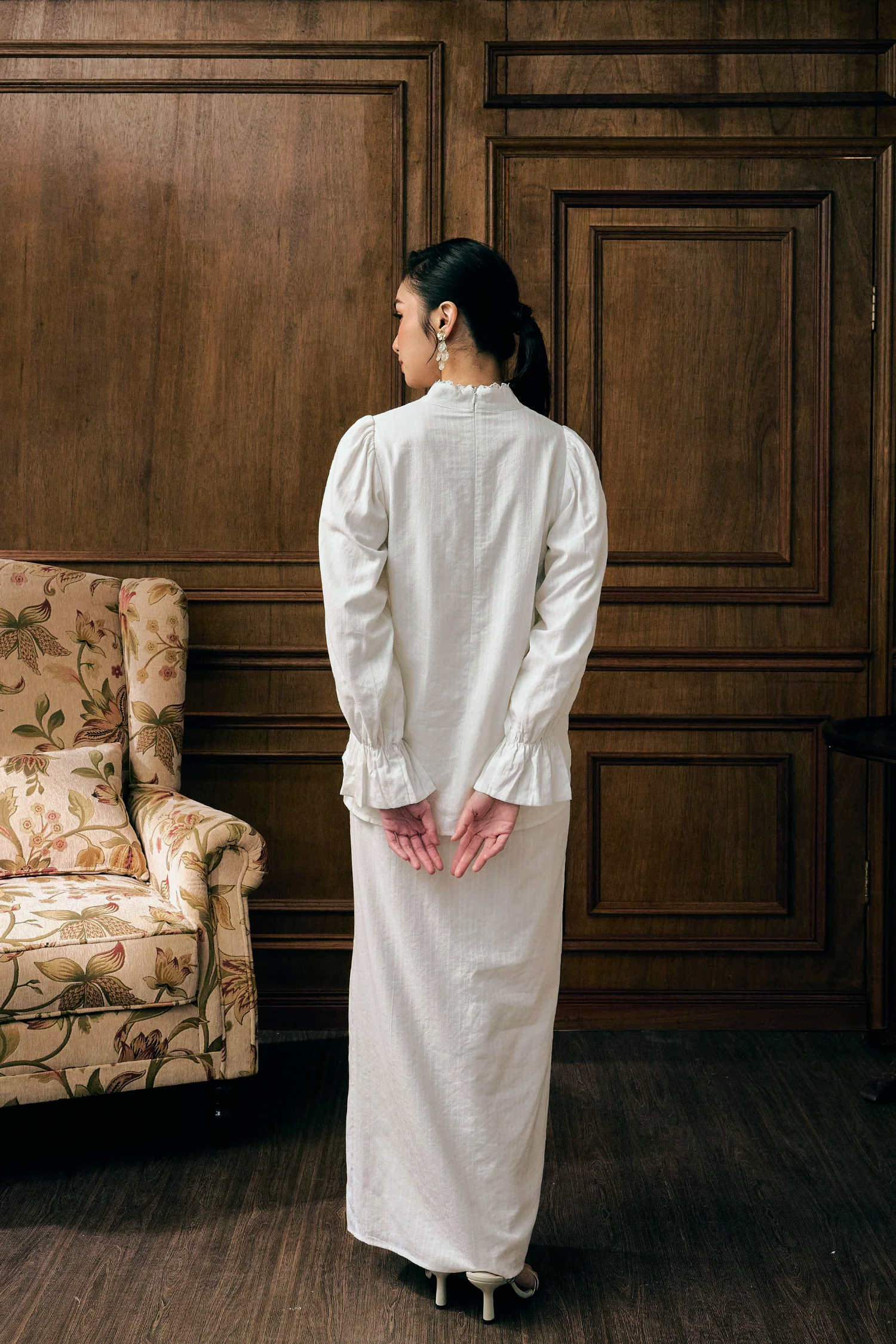 The Elowen Kurung in Dove