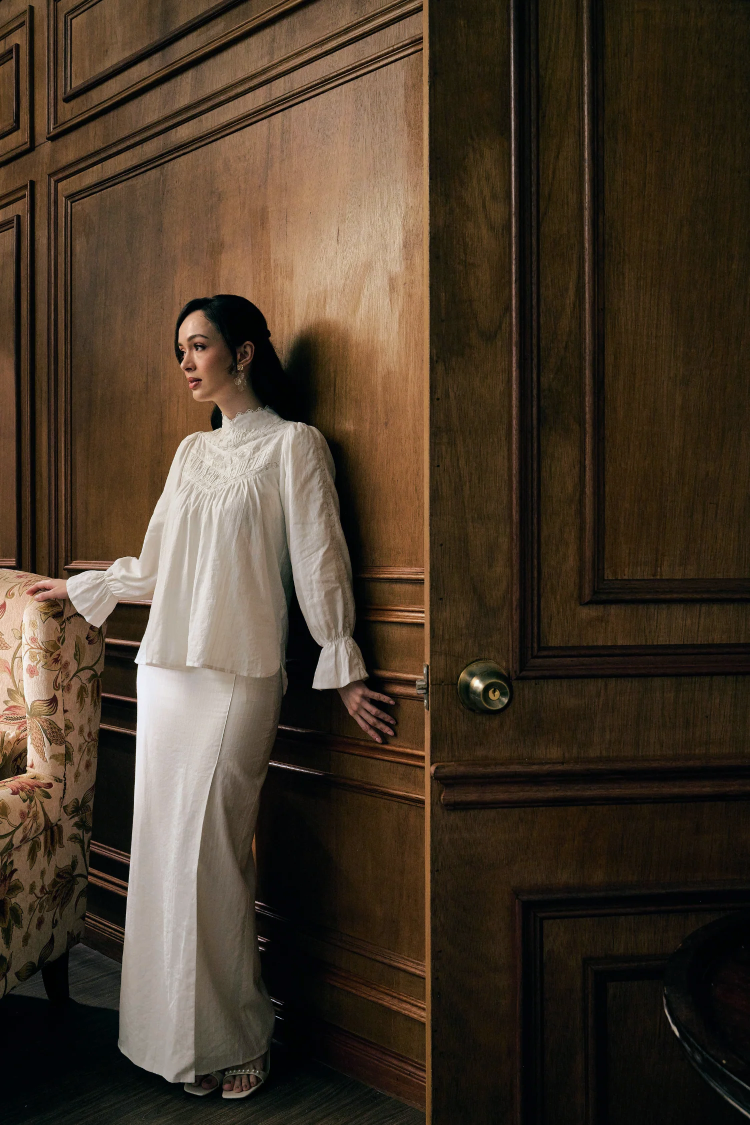 The Elowen Kurung in Dove