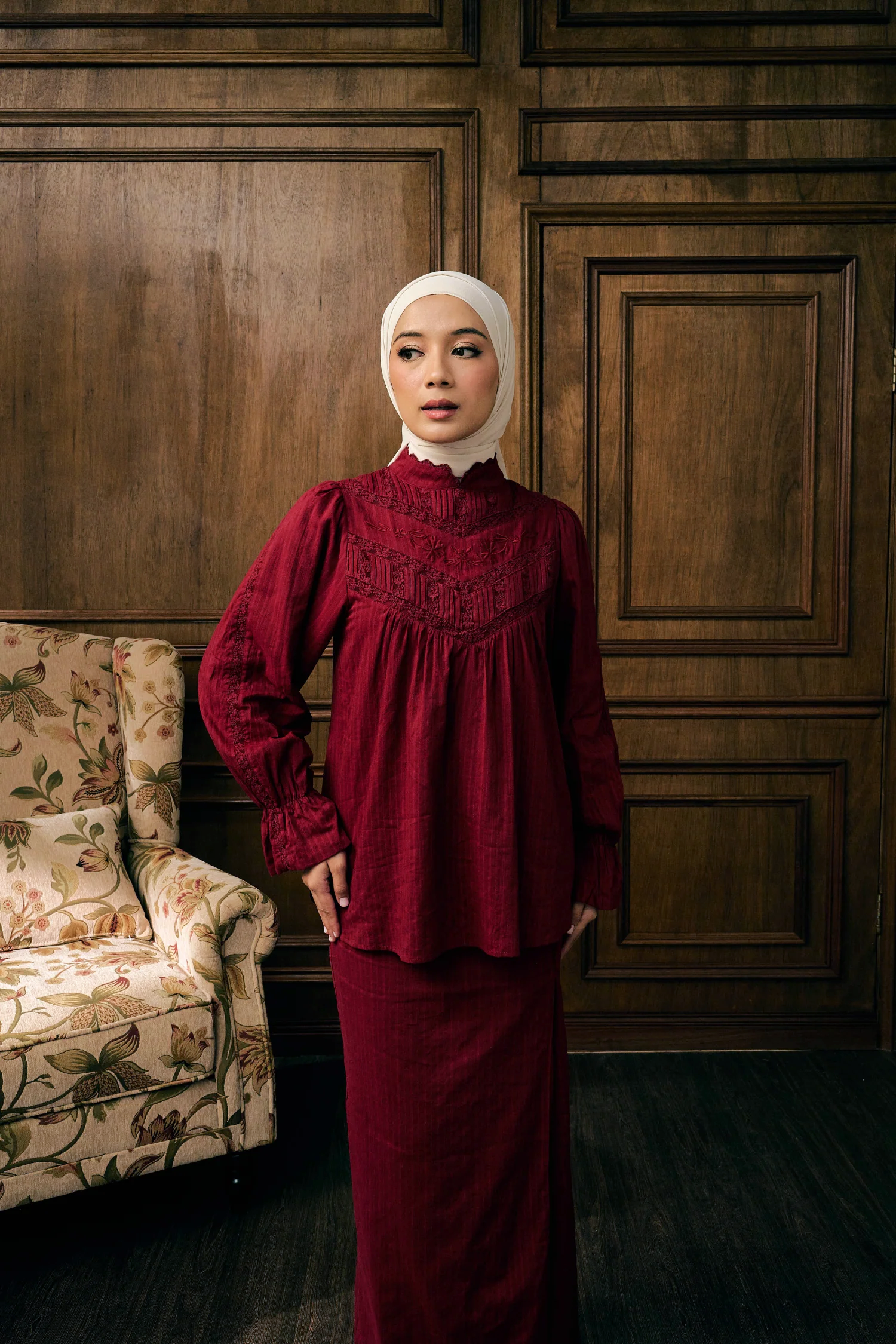The Elowen Kurung in Wine
