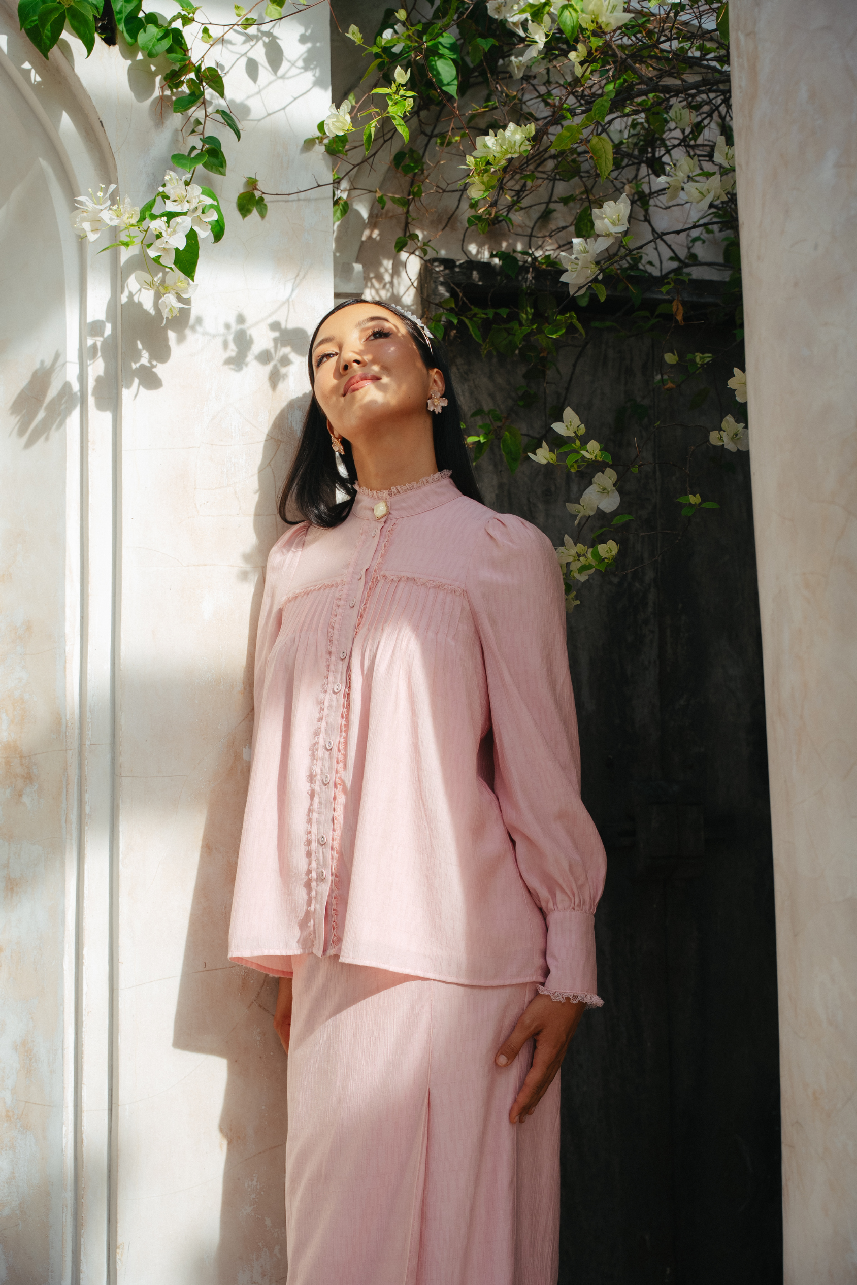 The Loren Kurung in Light Pink