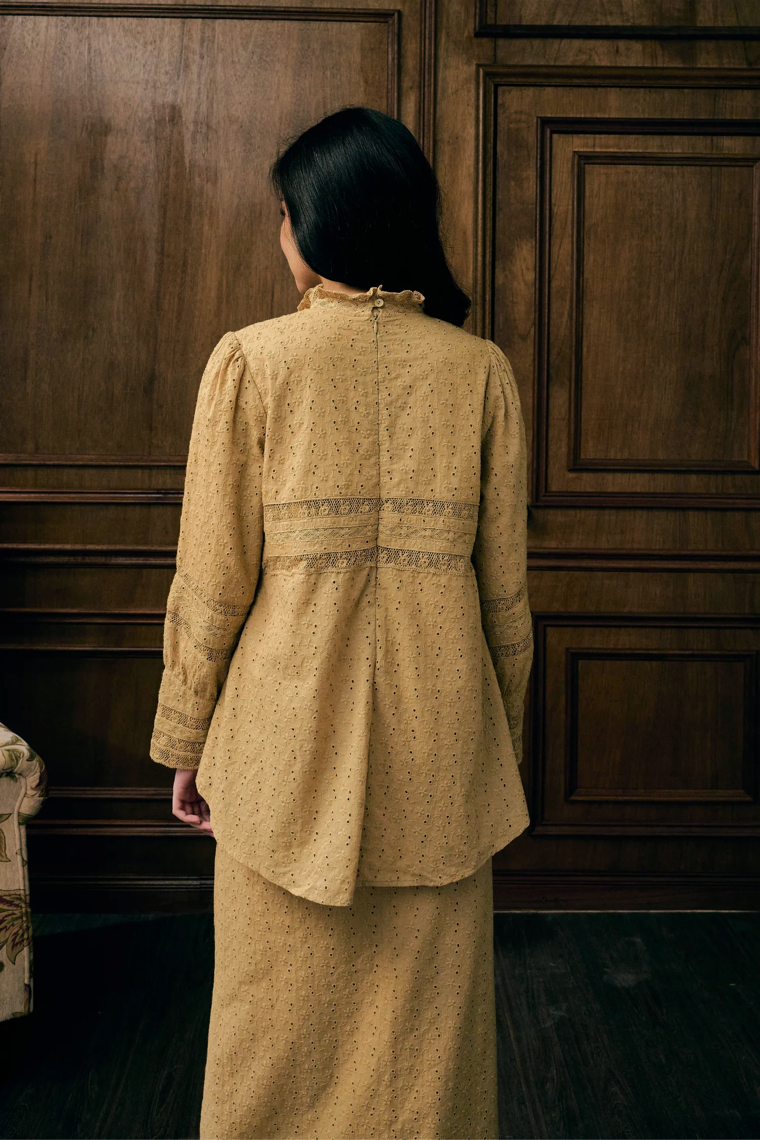 The Gianna Kurung in Biscotti