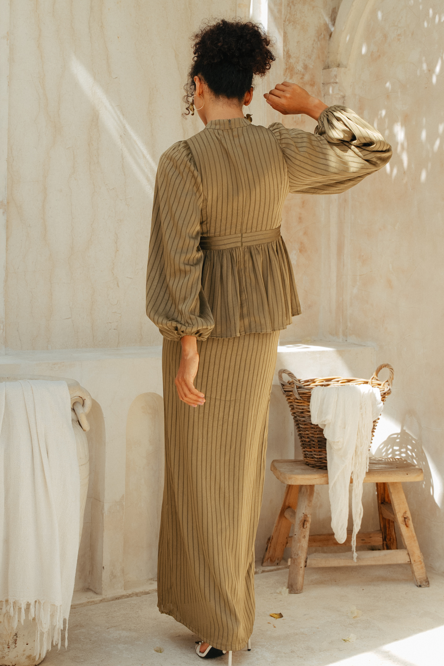 The Opal Kurung in Olive Jacquard