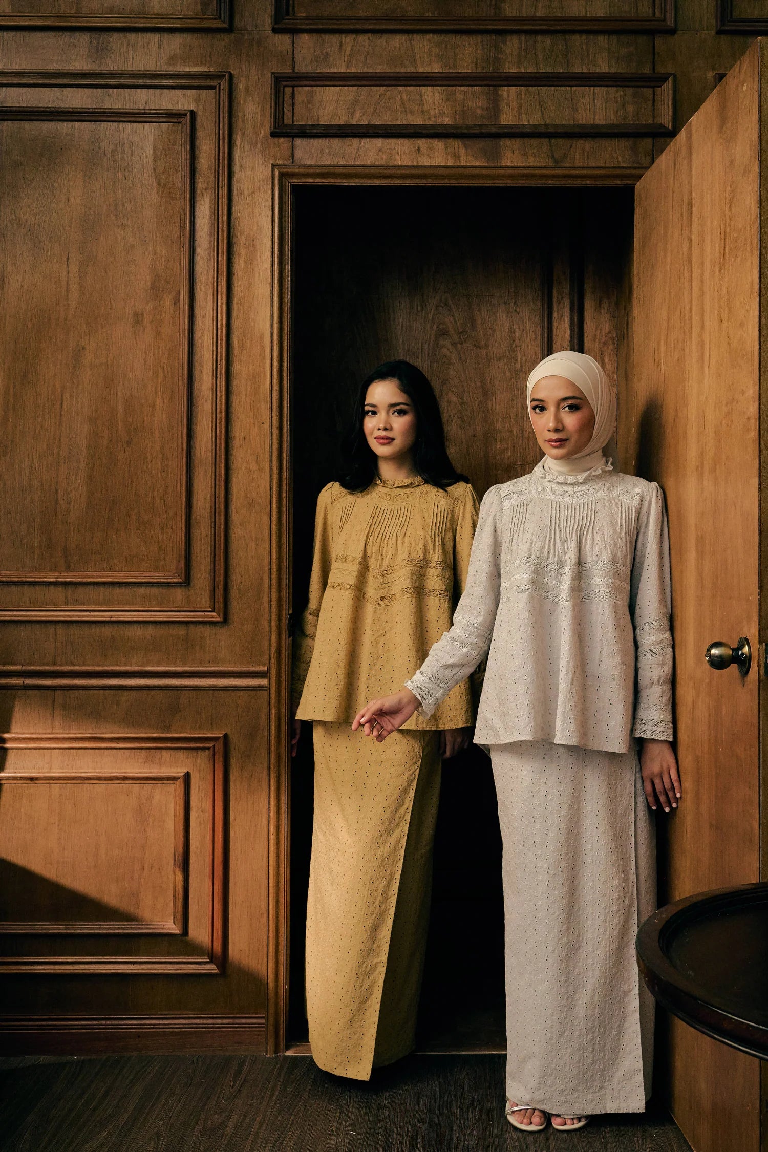 The Gianna Kurung in Bone