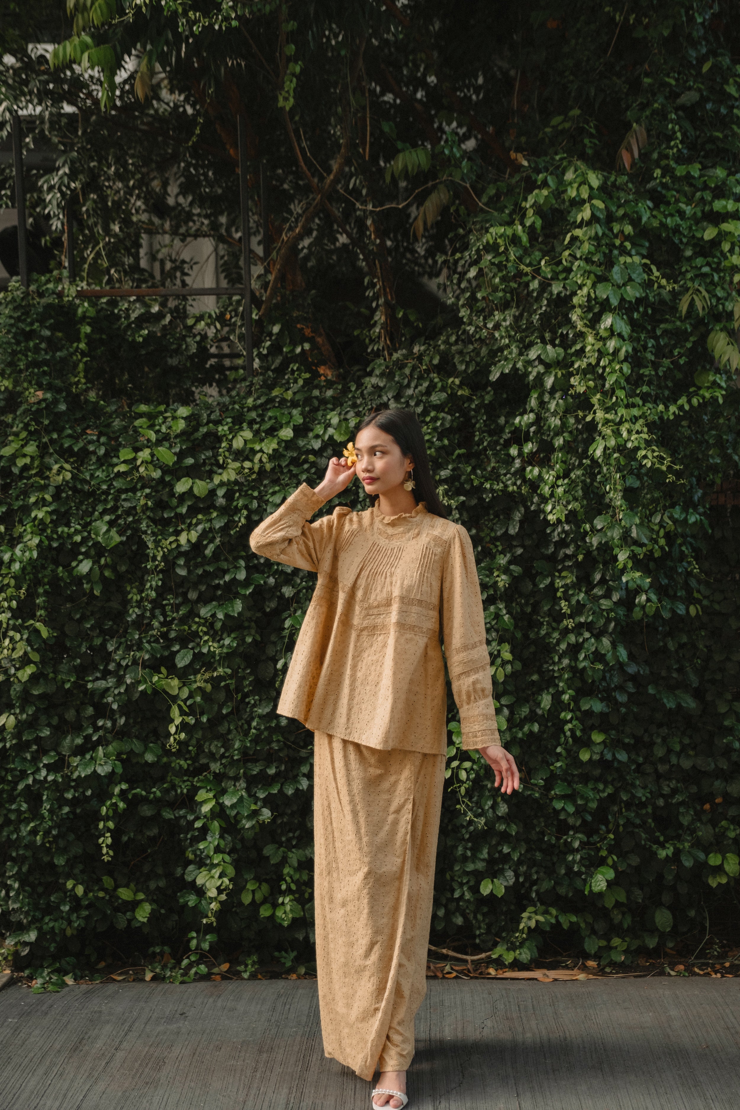 The Gianna Kurung in Biscotti