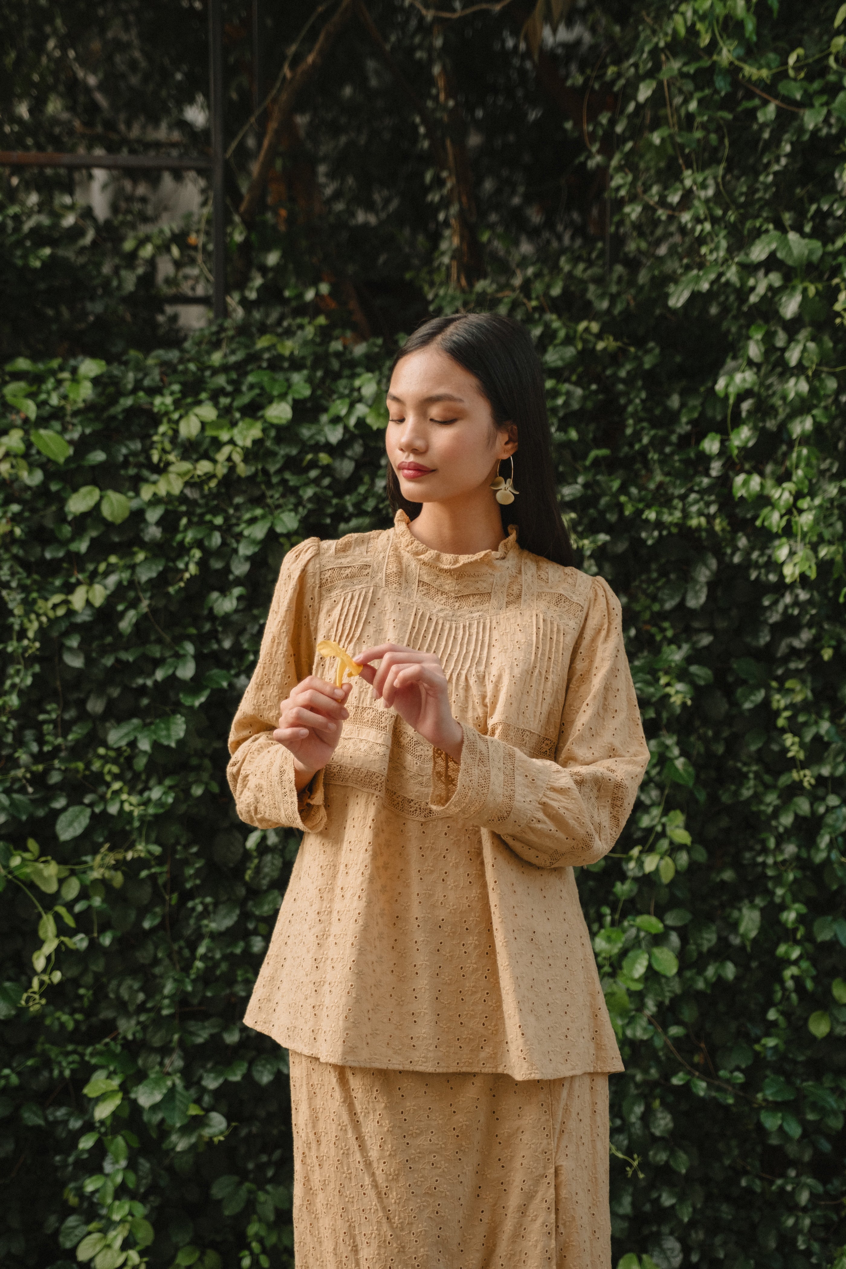 The Gianna Kurung in Biscotti