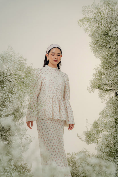 Serene Kurung in Dusky Bloom