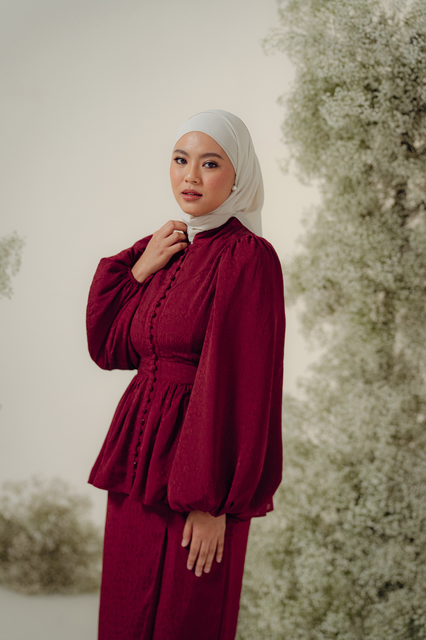 The Opal Kurung in Maroon