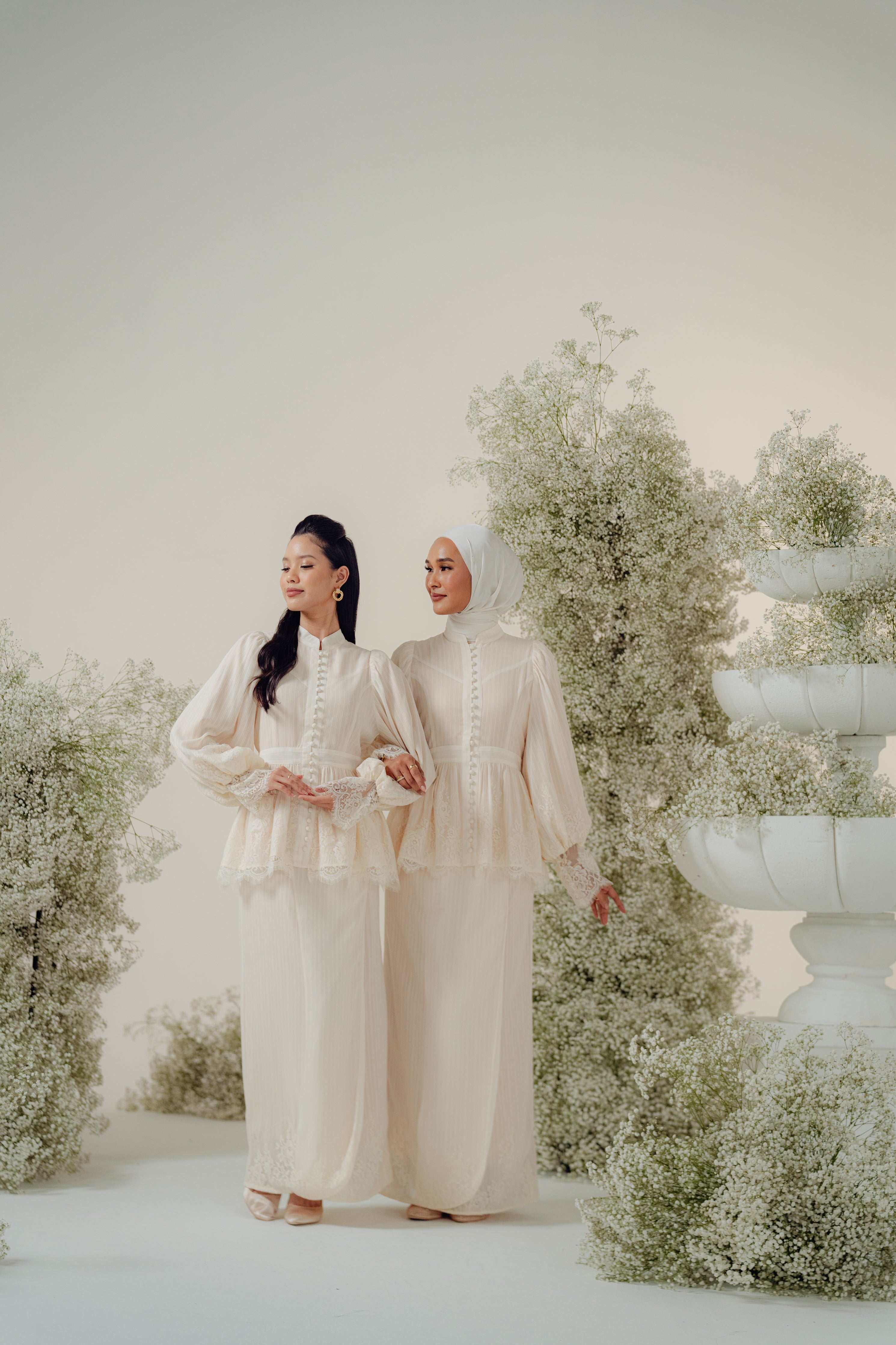 The Opal Kurung in Lace Dream