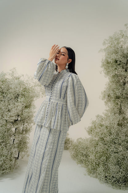 The Opal Kurung in Cerulean Print