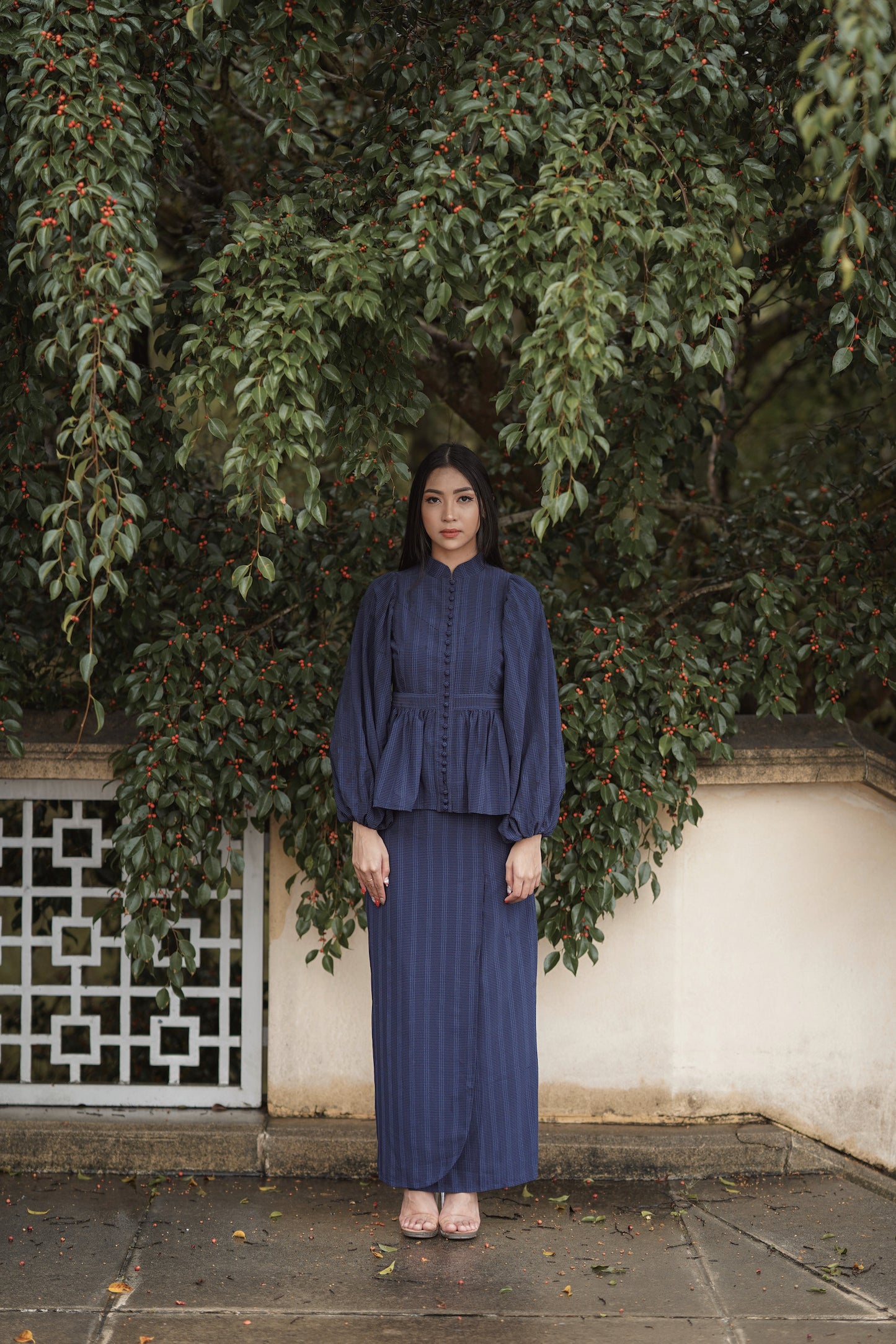 THE OPAL KURUNG IN OXFORD BLUE